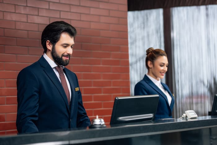 Recepcionistas de Hotel